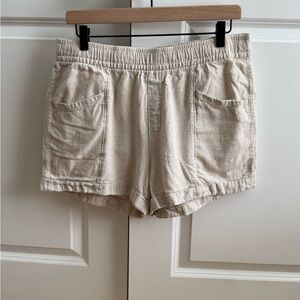 Old Navy Cream linen blend Shorts Elastic Waist Relaxed Fit